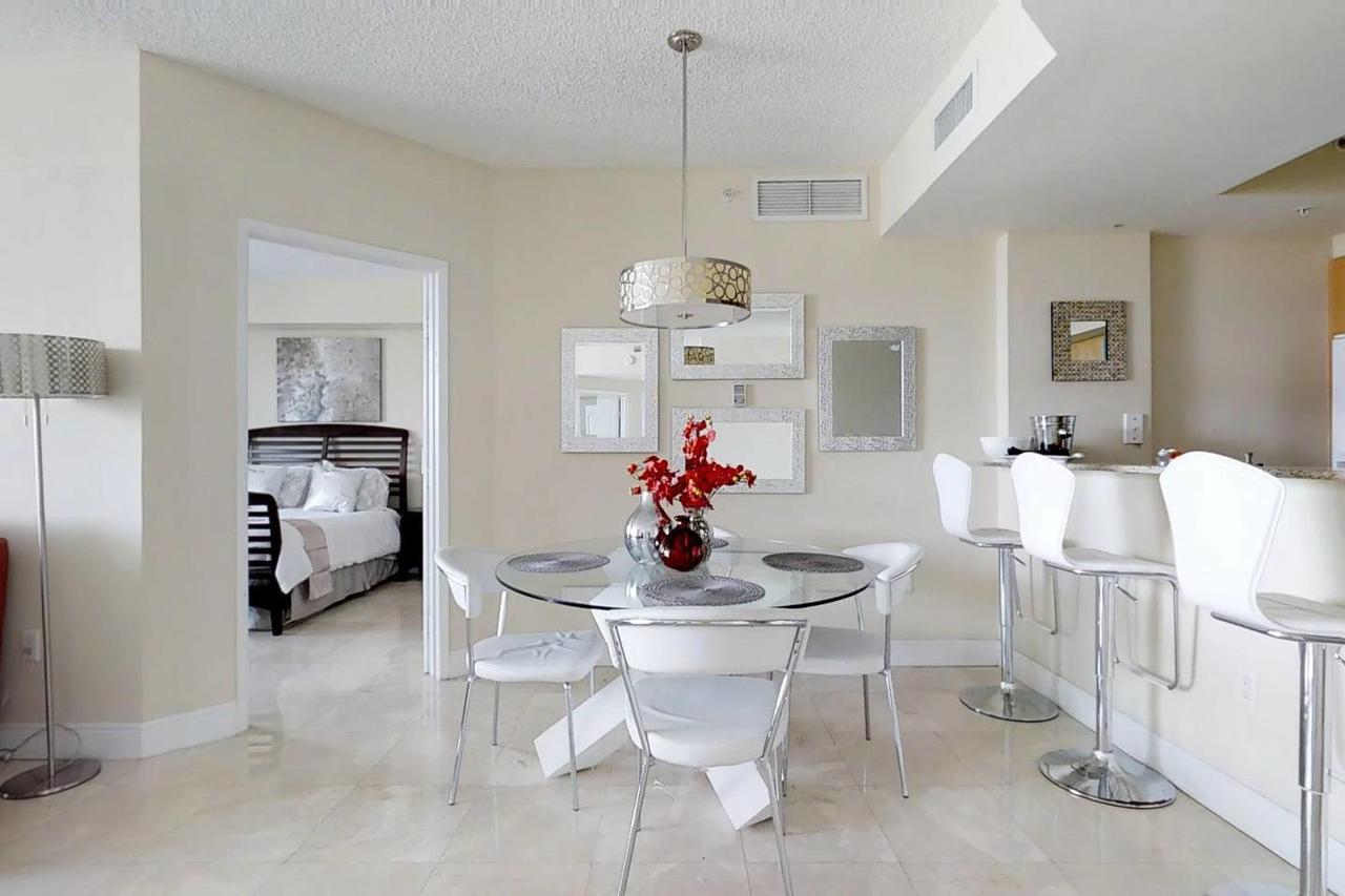 Beautiful Asian Retreat 2Bd 2Bth Apt Min To Beach Appartement Miami Beach Buitenkant foto